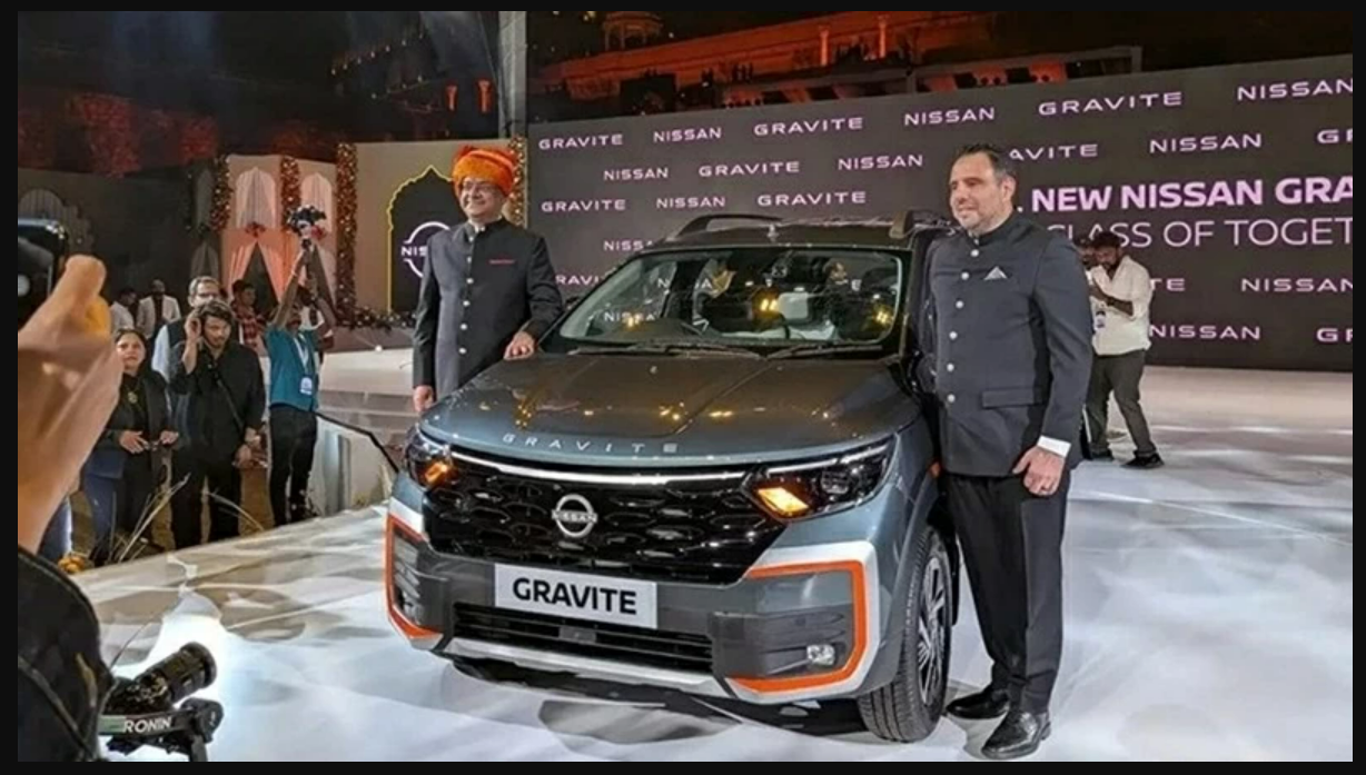 Cận cảnh xe MPV 7 chỗ Nissan Gravite ra mắt tại Ấn Độ